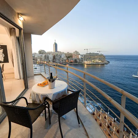 Apartment Dream Space In The Centre Saint Julian's